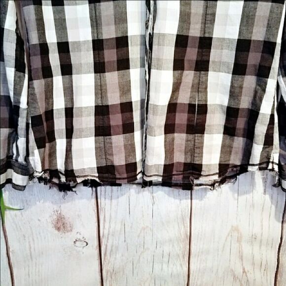 Maurices Plaid Embellished Button Down Shirt Medium - Picture 6 of 8